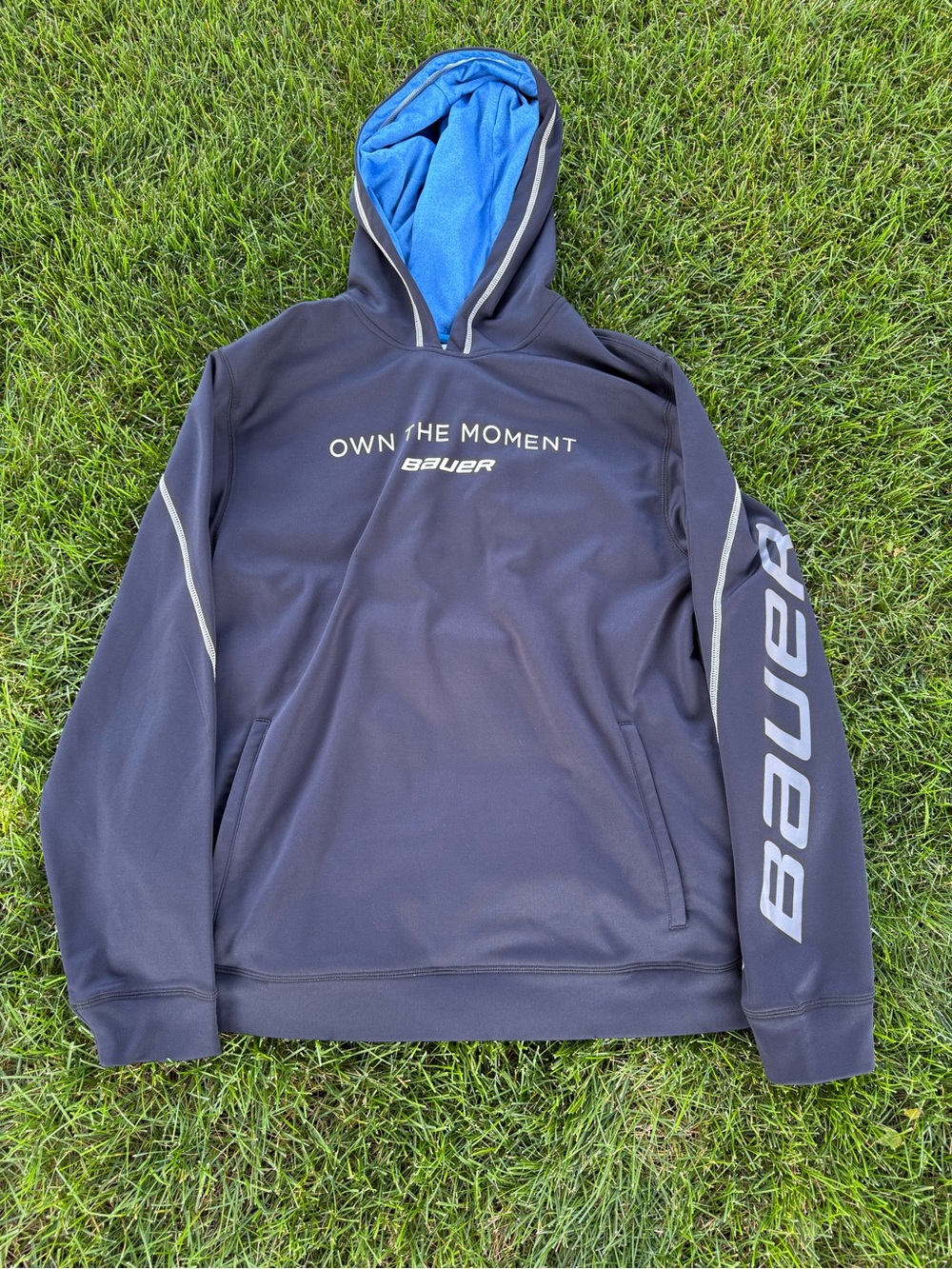 Bauer Men’s Black Hooded Pullover hoodie - 'Own The Moment'